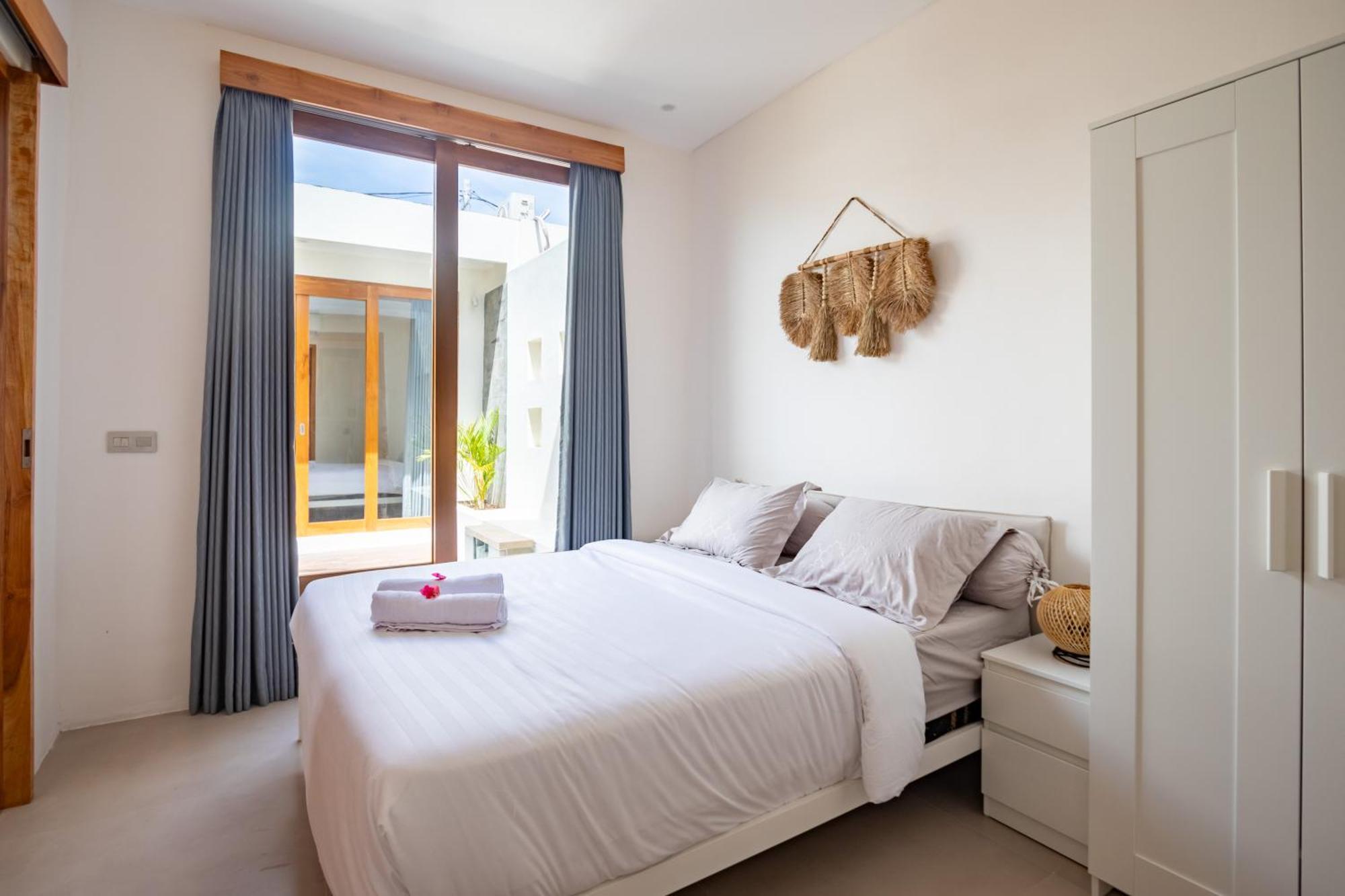 Villa A12 - Private In - Big Pool - New Seminyak (Bali)